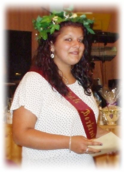 Szakál Tímea Forráskút Borkirálynője 2010.